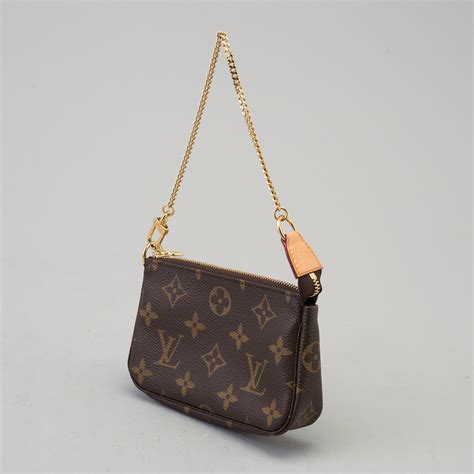 louis vuitton shoulder bag mini.